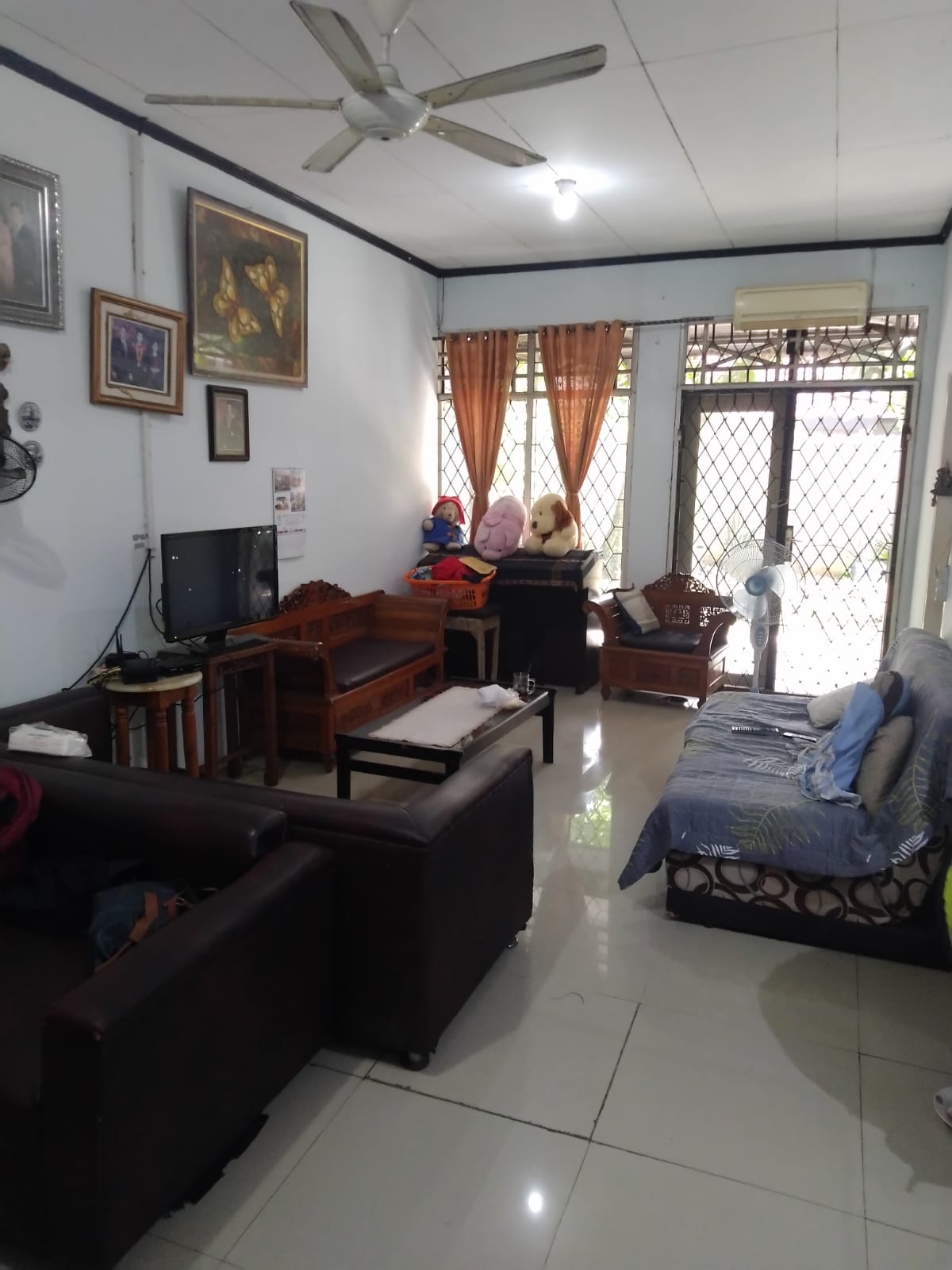 Rumah Dijual Semi Furnished di Cluster Tropika Jababeka 